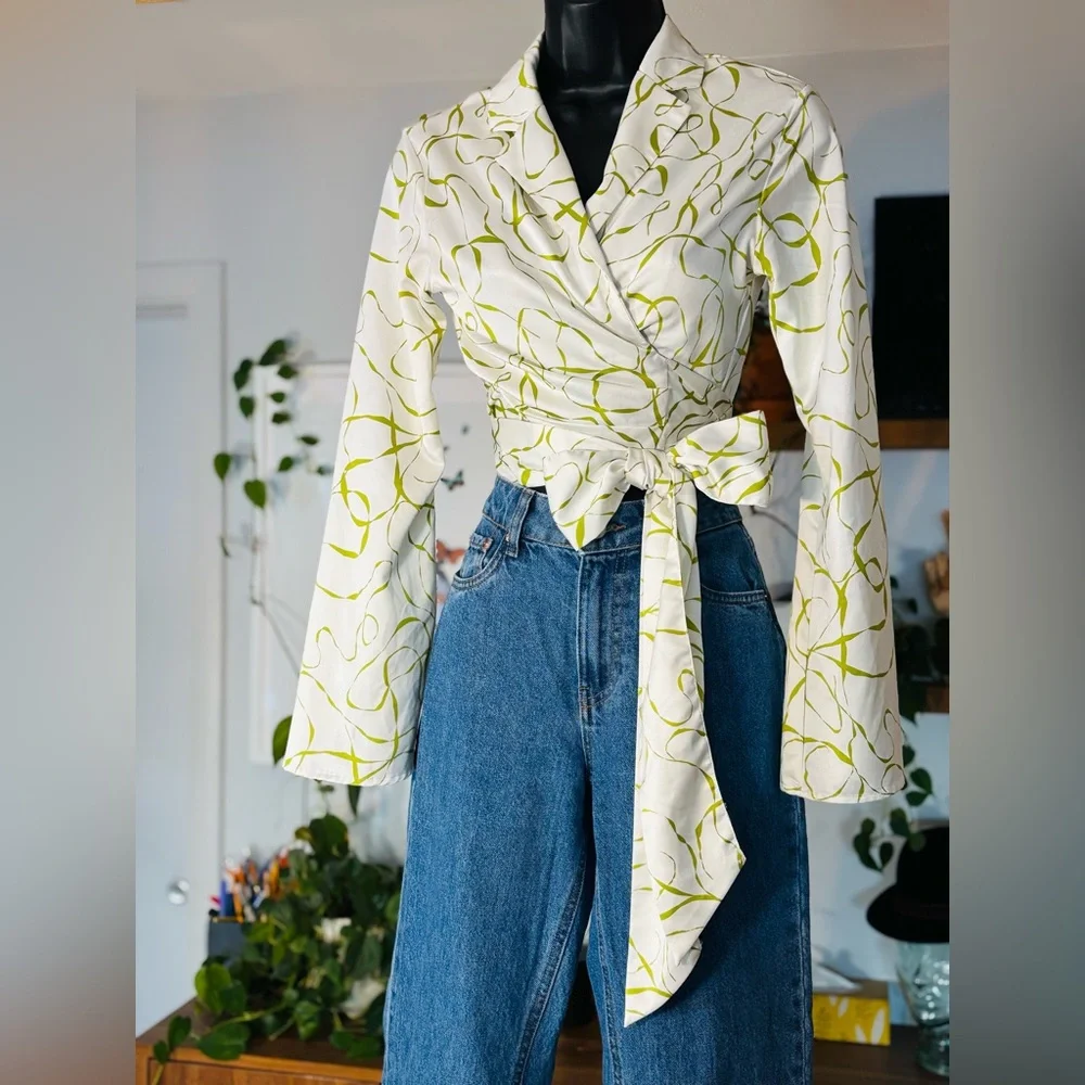 Dynamite-White and Green Wrap Blouse - Picture 1 of 8